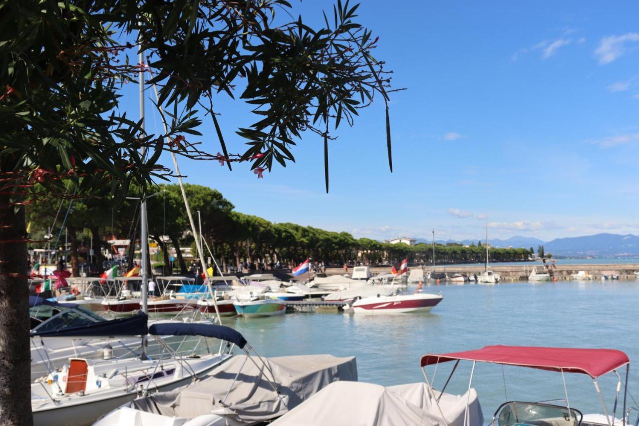 Appartamento Rosy Peschiera del Garda Luaran gambar